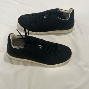 Black Rothys RS01 sneakers size 8 EUC